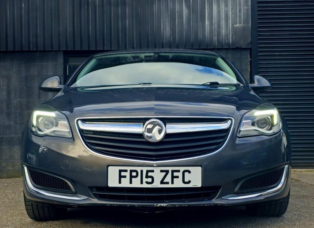 VAUXHALL INSIGNIA