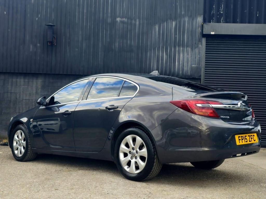 VAUXHALL INSIGNIA