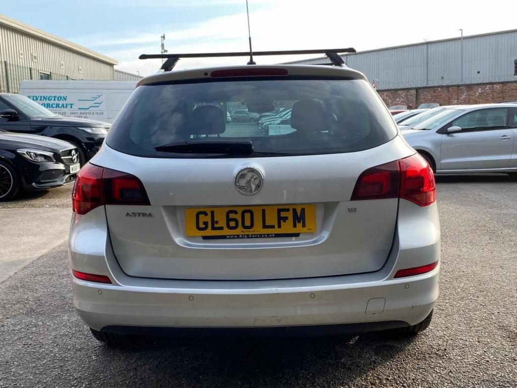 VAUXHALL ASTRA