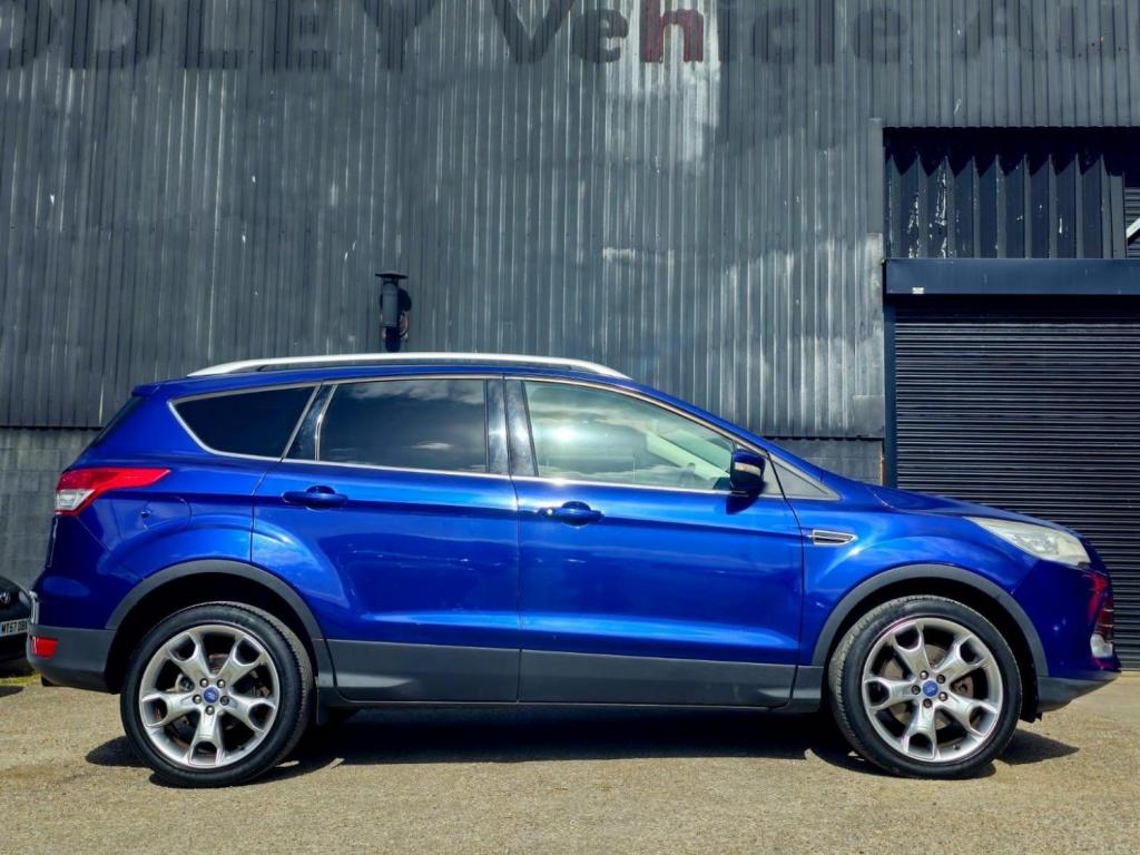 FORD KUGA