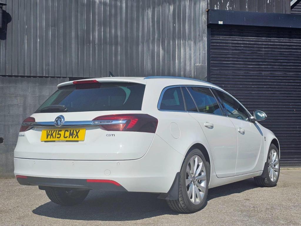 VAUXHALL INSIGNIA