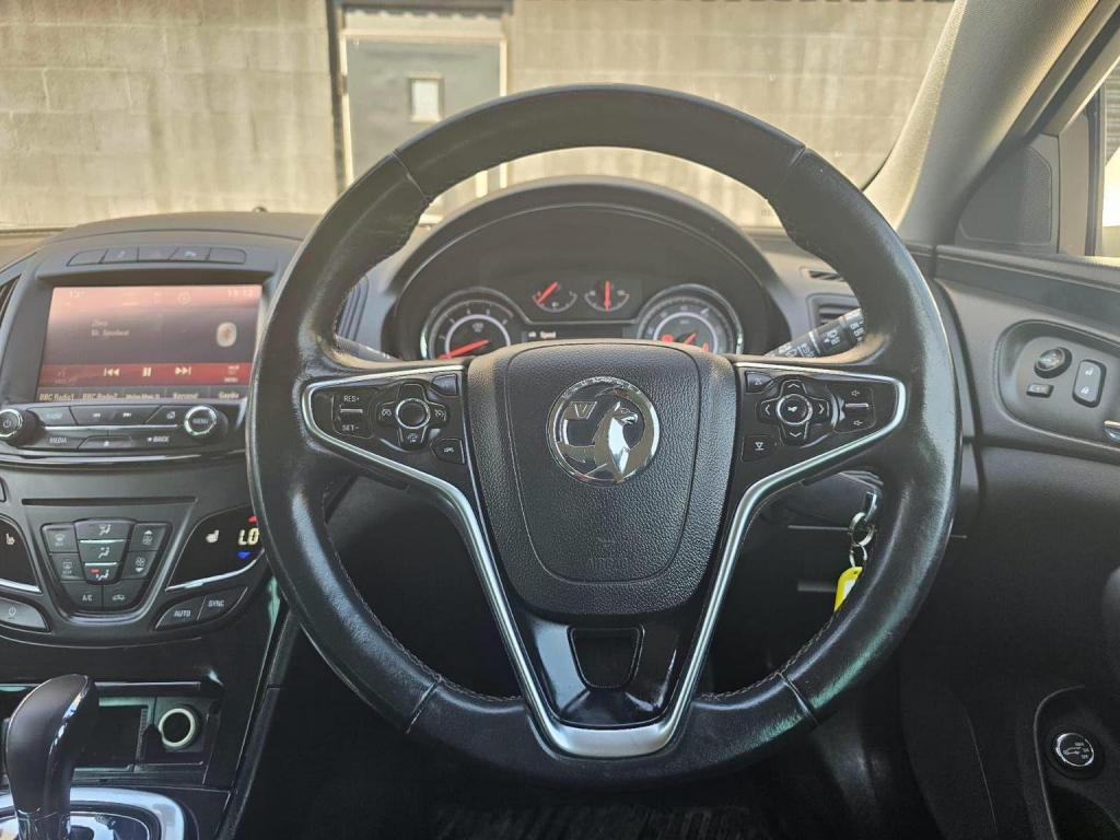 VAUXHALL INSIGNIA