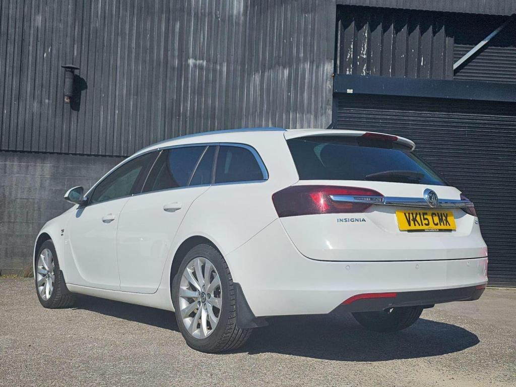 VAUXHALL INSIGNIA