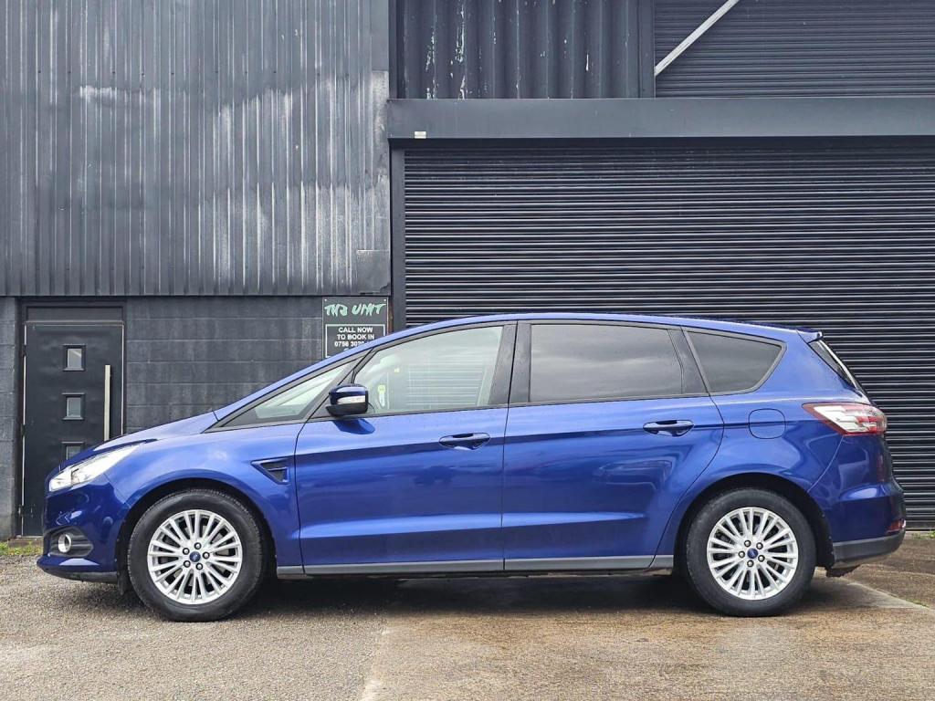 FORD S-MAX