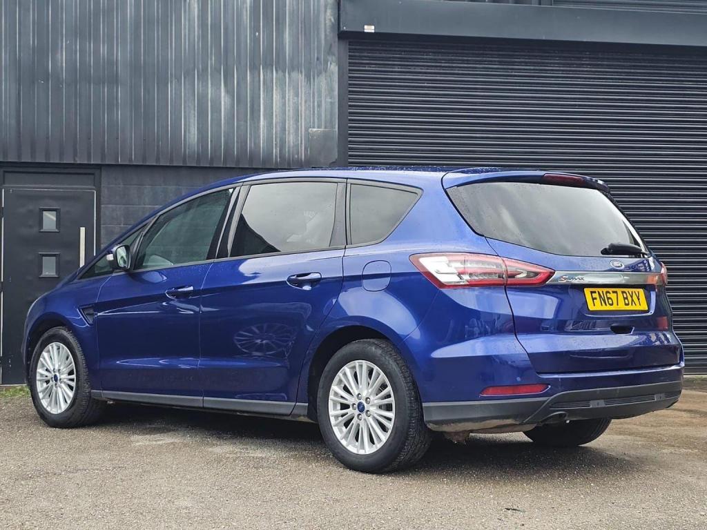 FORD S-MAX