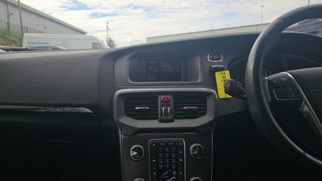 VOLVO V40 CROSS COUNTRY