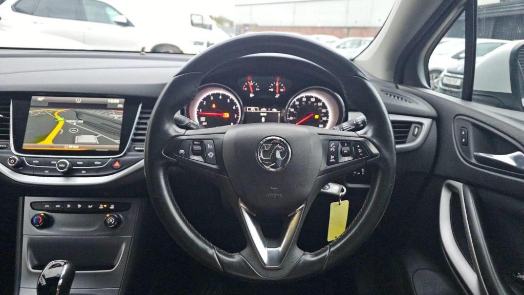 VAUXHALL ASTRA