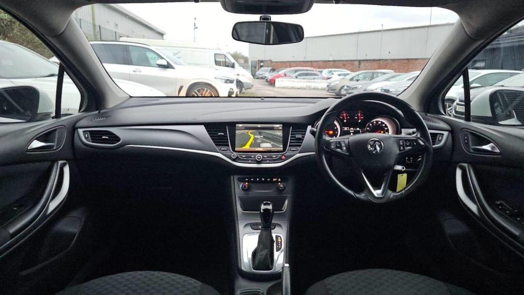 VAUXHALL ASTRA