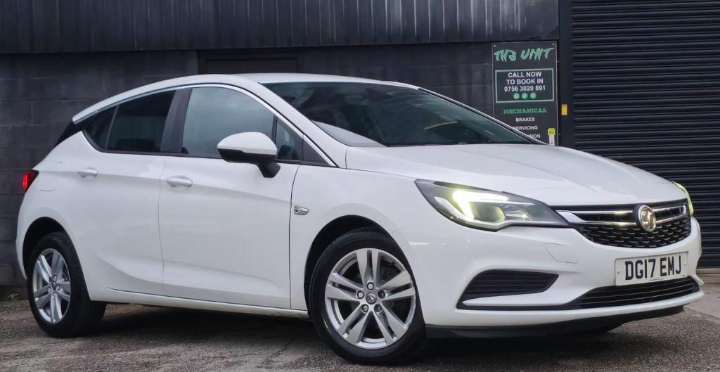 VAUXHALL ASTRA
