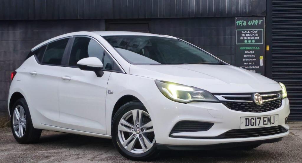 VAUXHALL ASTRA