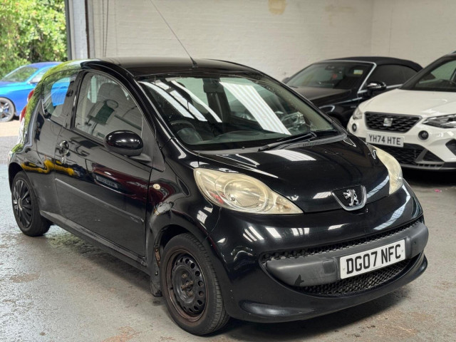 PEUGEOT 107