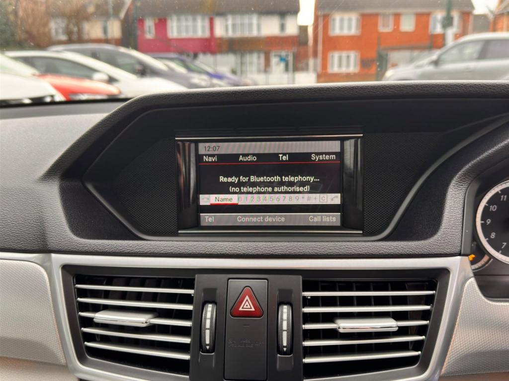 MERCEDES-BENZ E CLASS