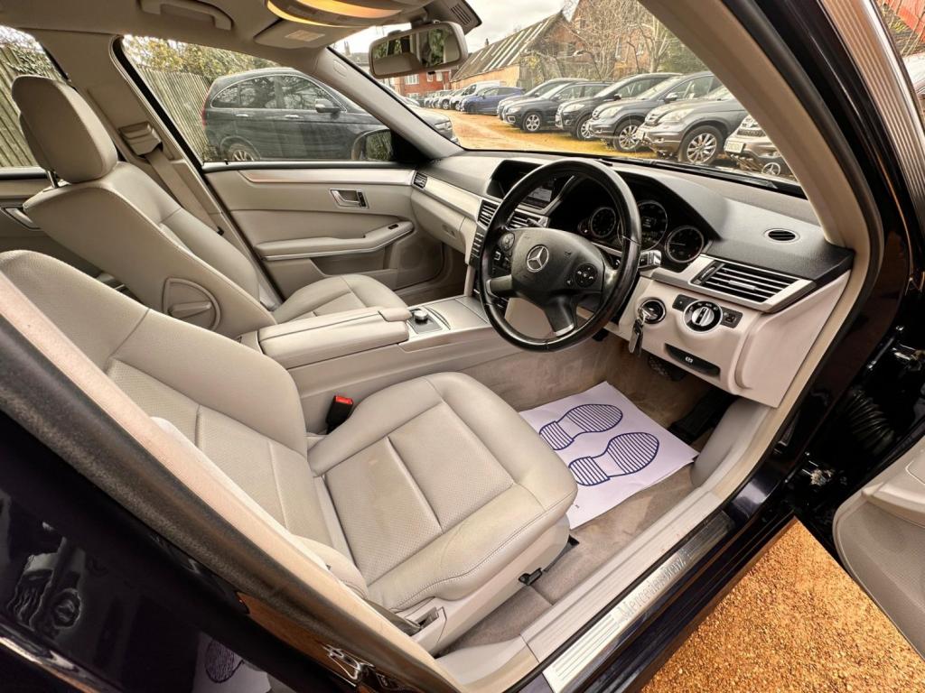 MERCEDES-BENZ E CLASS