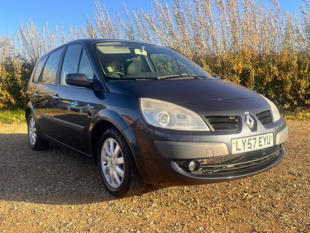 RENAULT GRAND SCENIC 1.6 VVT Dynamique 5dr