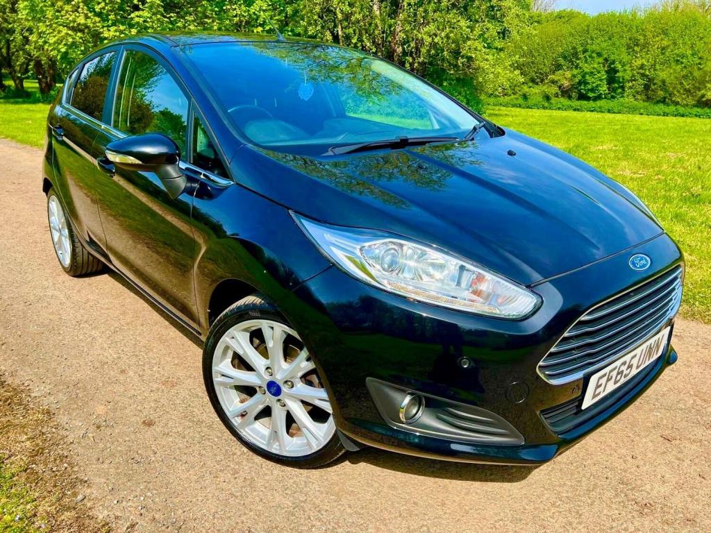 FORD FIESTA 1.0T EcoBoost Titanium Euro 6 (s/s) 5dr