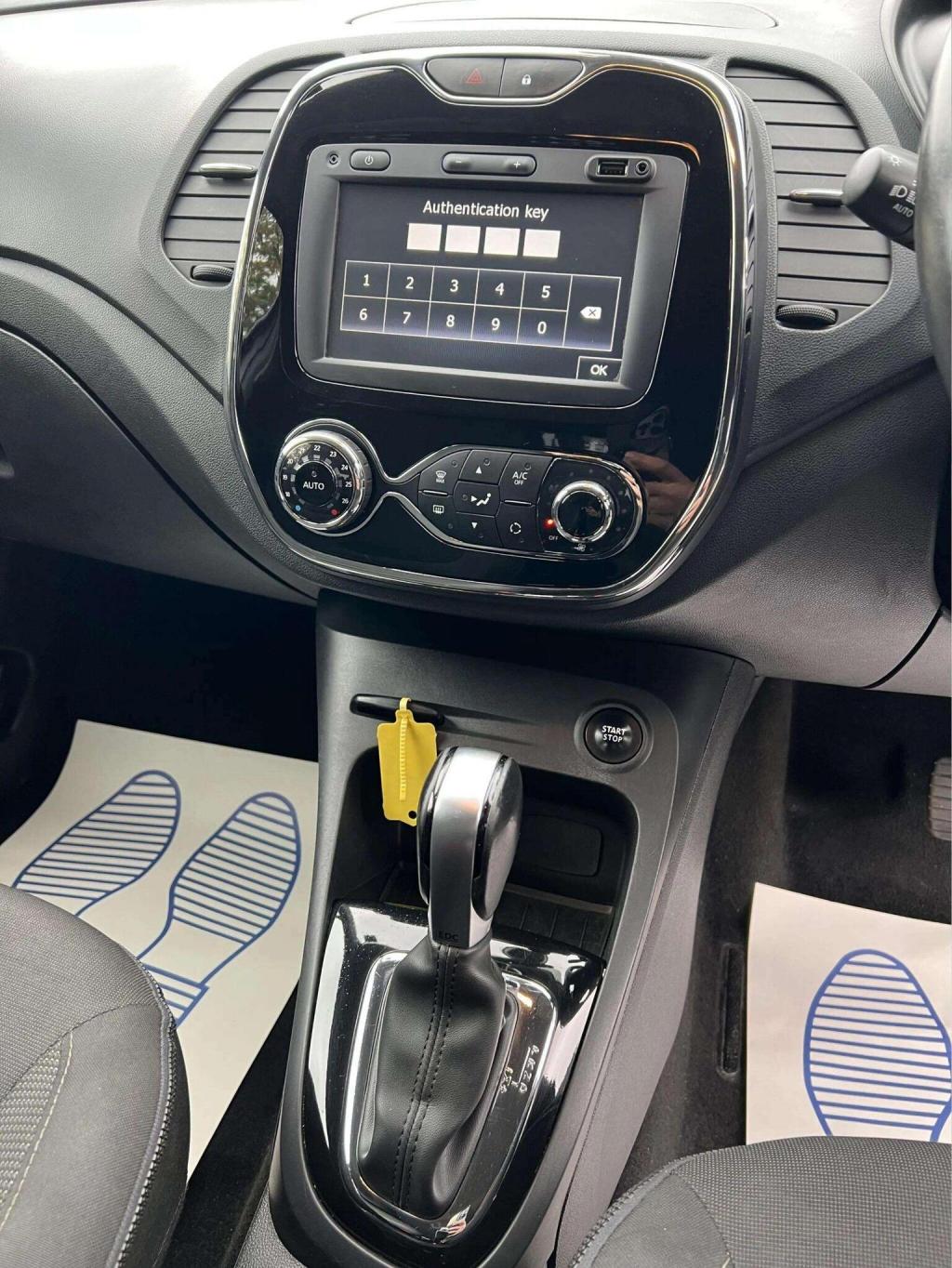 RENAULT CAPTUR
