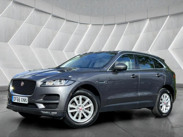 JAGUAR F-PACE