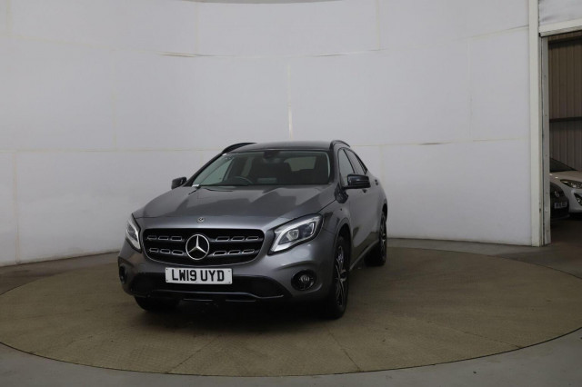 MERCEDES-BENZ