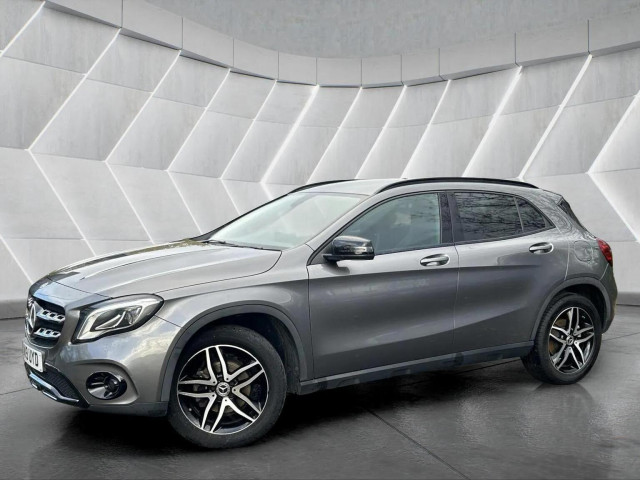 MERCEDES-BENZ GLA CLASS