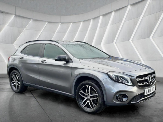 MERCEDES-BENZ GLA CLASS