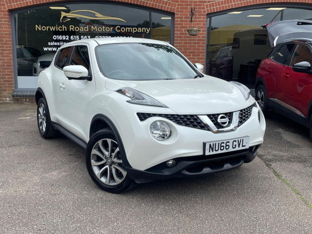 NISSAN JUKE 1.6 Tekna XTRON Euro 6 5dr