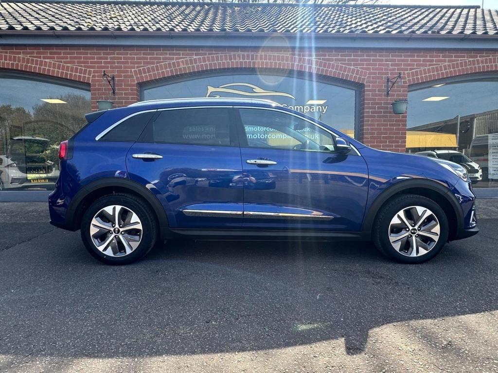 KIA NIRO
