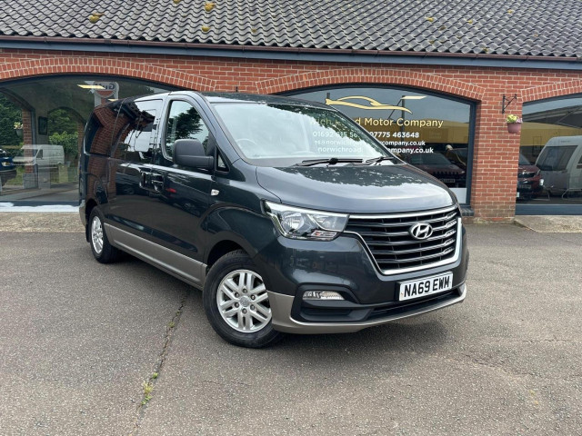 HYUNDAI I800 2.5 CRDi SE Nav Euro 6 5dr