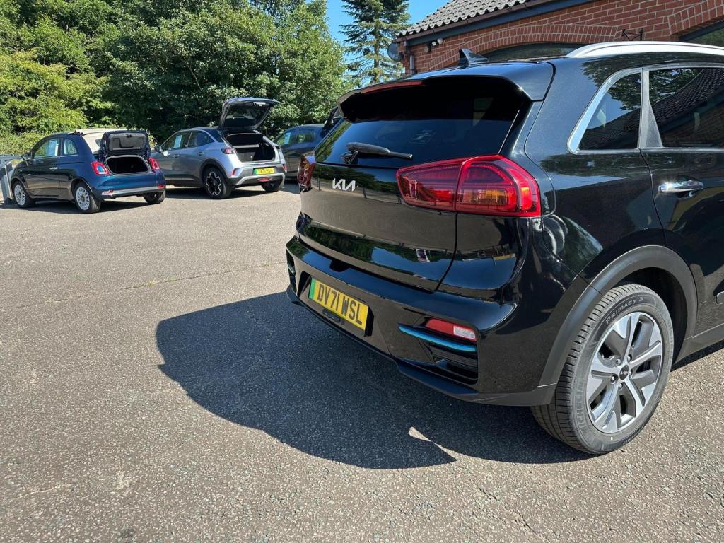 KIA NIRO