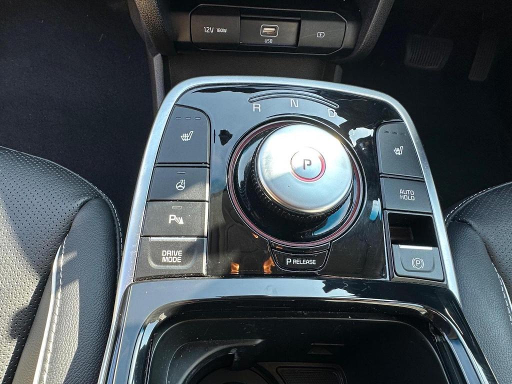 KIA NIRO