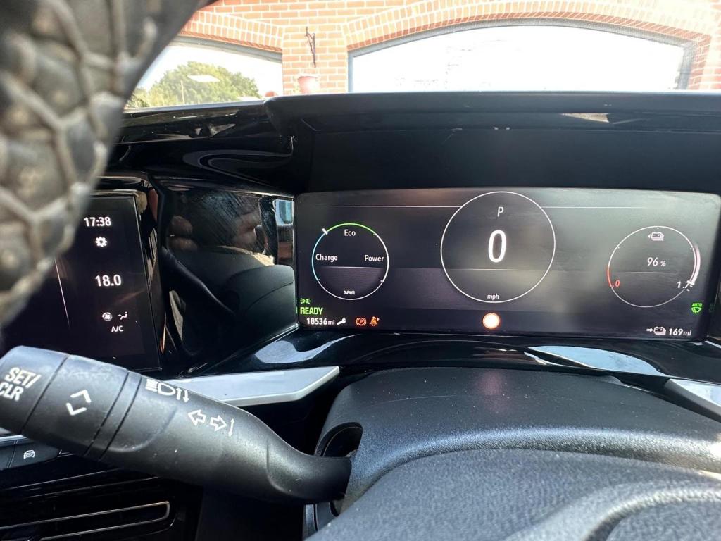 VAUXHALL MOKKA ELECTRIC