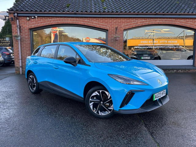 MG MG4 51kWh SE Auto 5dr