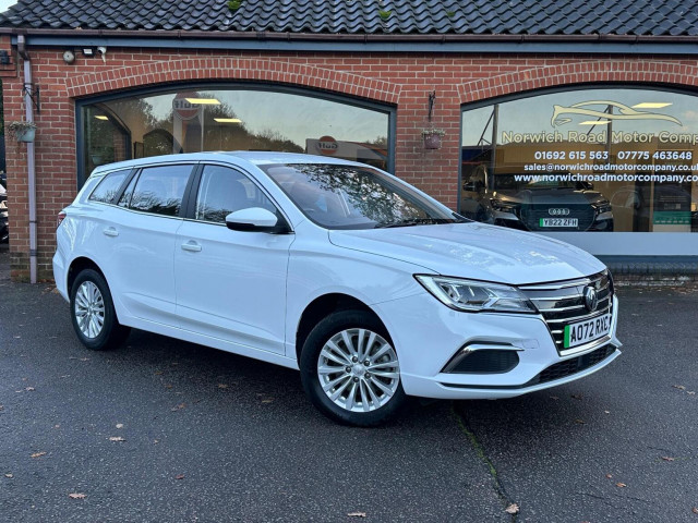 MG MG5 61.1kWh Excite Long Range Auto 5dr