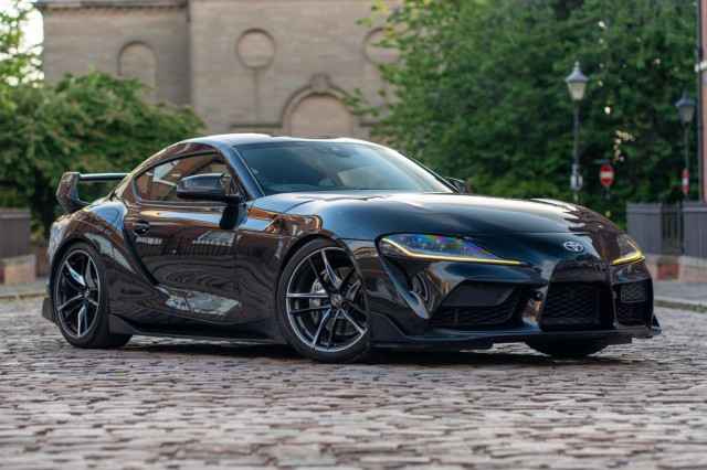 TOYOTA SUPRA