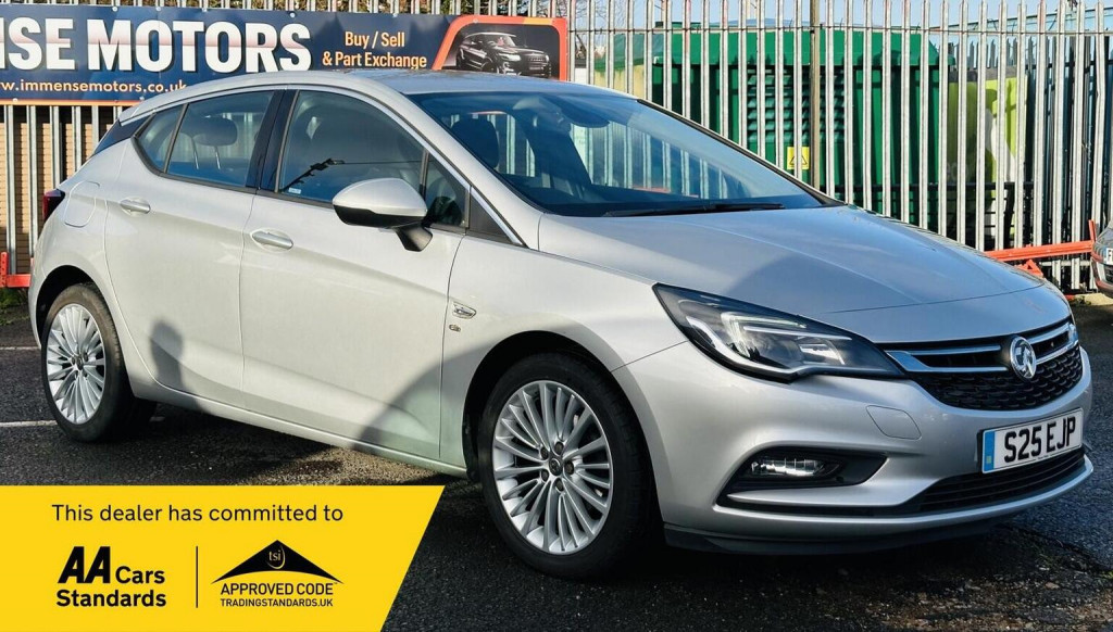 VAUXHALL ASTRA 1.4i Turbo Elite Nav Euro 6 5dr