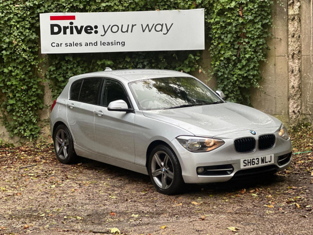 BMW 1 SERIES
