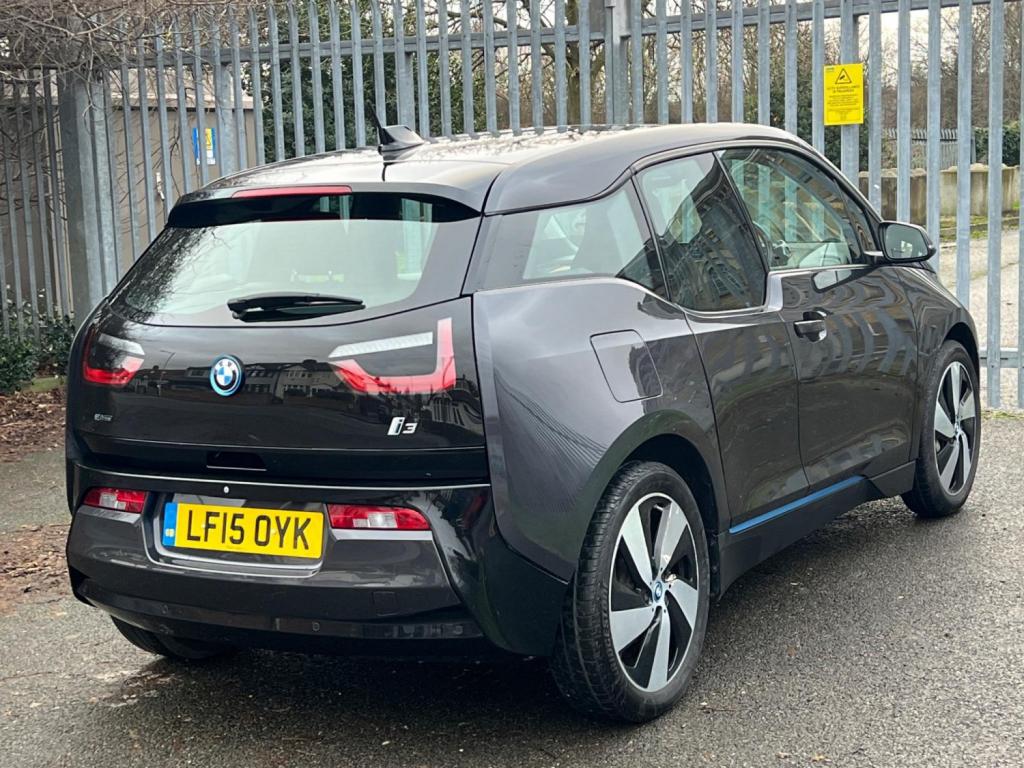 BMW I3