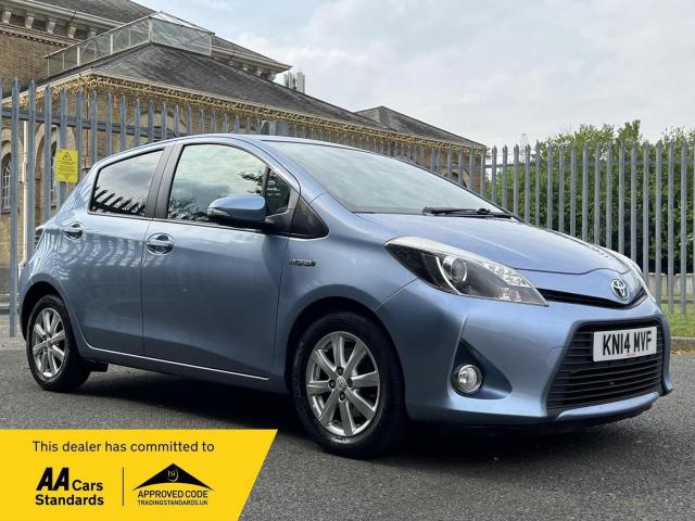 TOYOTA YARIS 1.5 VVT-h Icon Plus CVT Euro 5 5dr