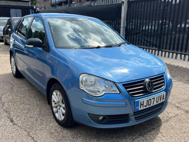 VOLKSWAGEN POLO 1.4 S 5dr
