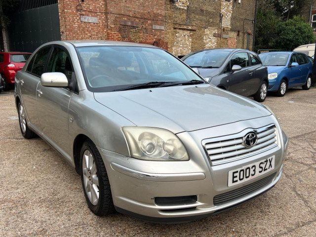 TOYOTA AVENSIS 1.8 VVT-i T3-S 5dr