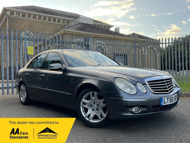 MERCEDES-BENZ E CLASS 3.0 E280 Avantgarde G-Tronic 4dr