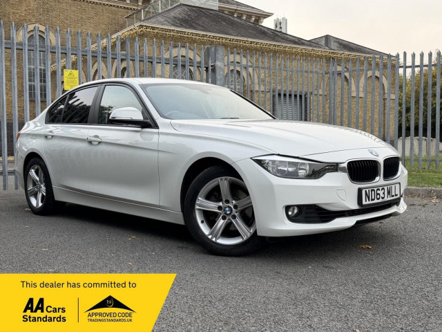 BMW 3 SERIES 2.0 320i SE xDrive Euro 6 (s/s) 4dr