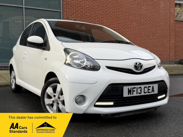 TOYOTA AYGO 1.0 VVT-i Fire Euro 5 5dr