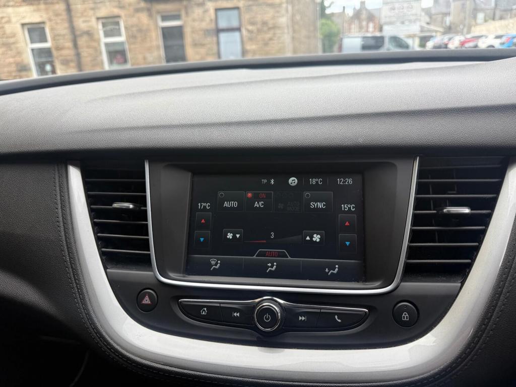 VAUXHALL GRANDLAND X