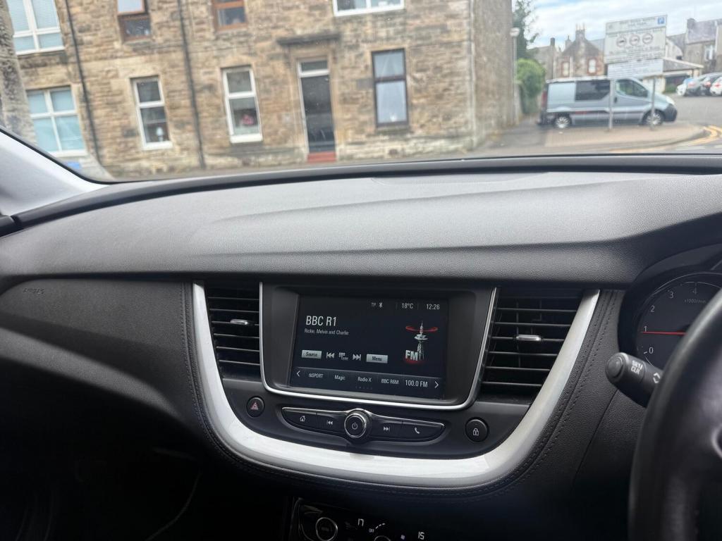 VAUXHALL GRANDLAND X