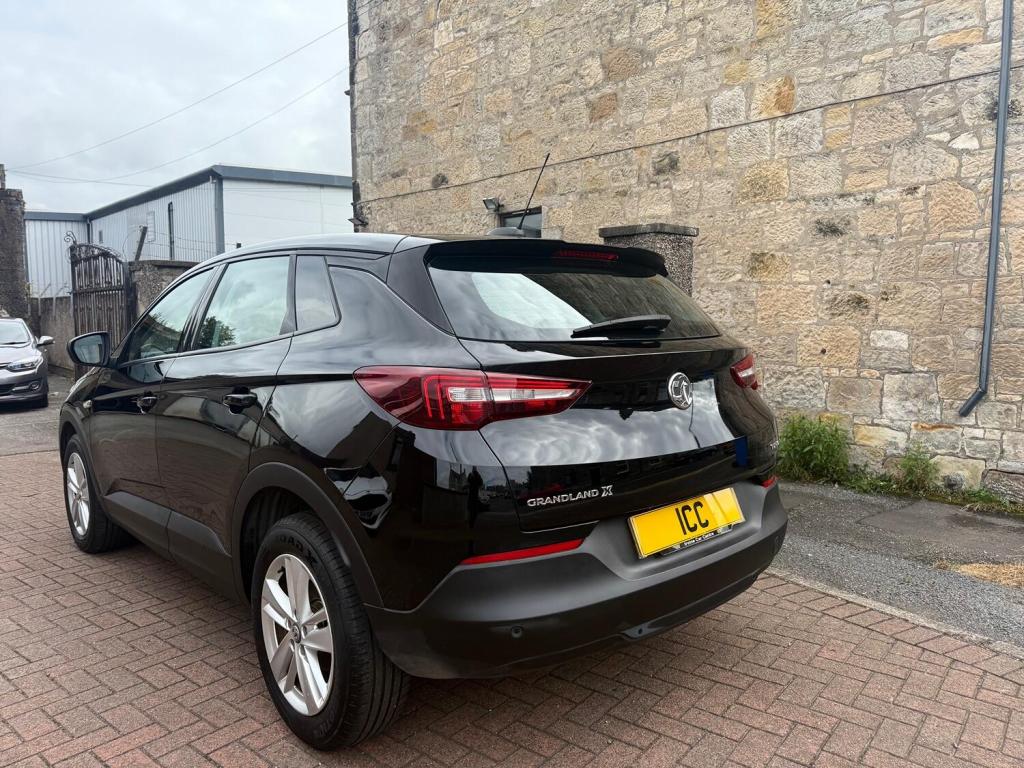VAUXHALL GRANDLAND X