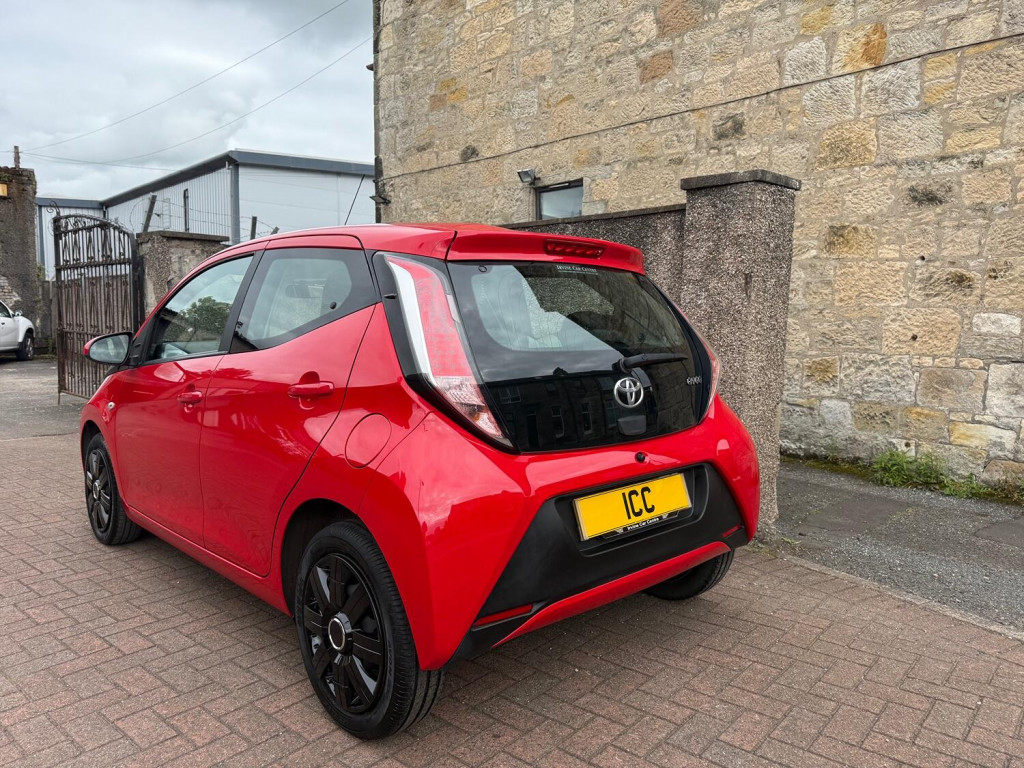 TOYOTA AYGO