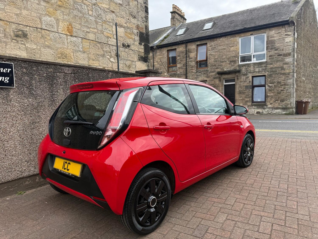 TOYOTA AYGO