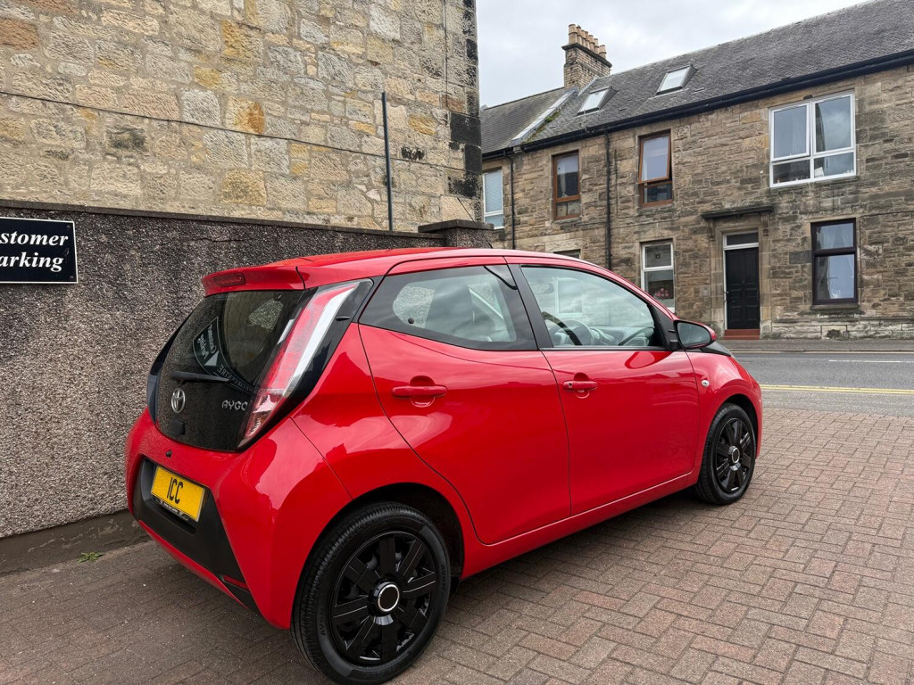 TOYOTA AYGO