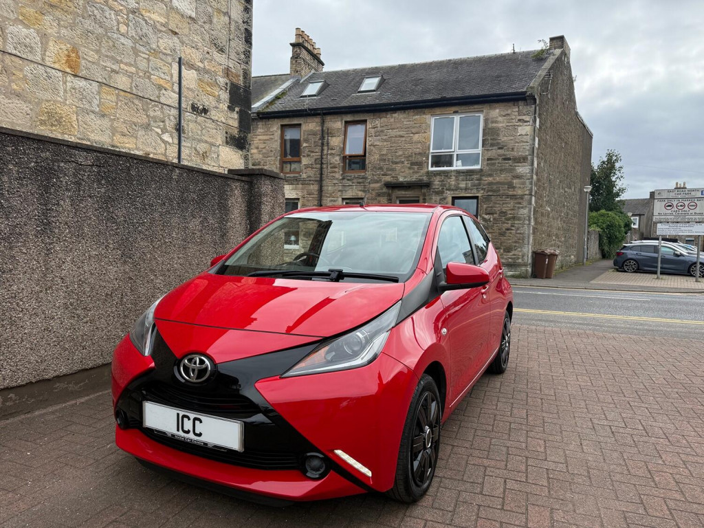 TOYOTA AYGO