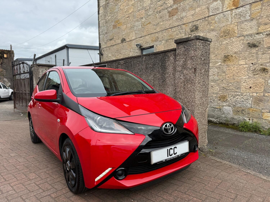 TOYOTA AYGO
